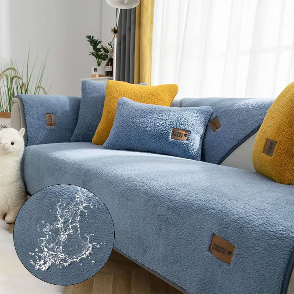 [COMPRE 1 LEVE 2] Capa Protetora PlushProtect [BRINDES] Kit de Almofadas + Tapete